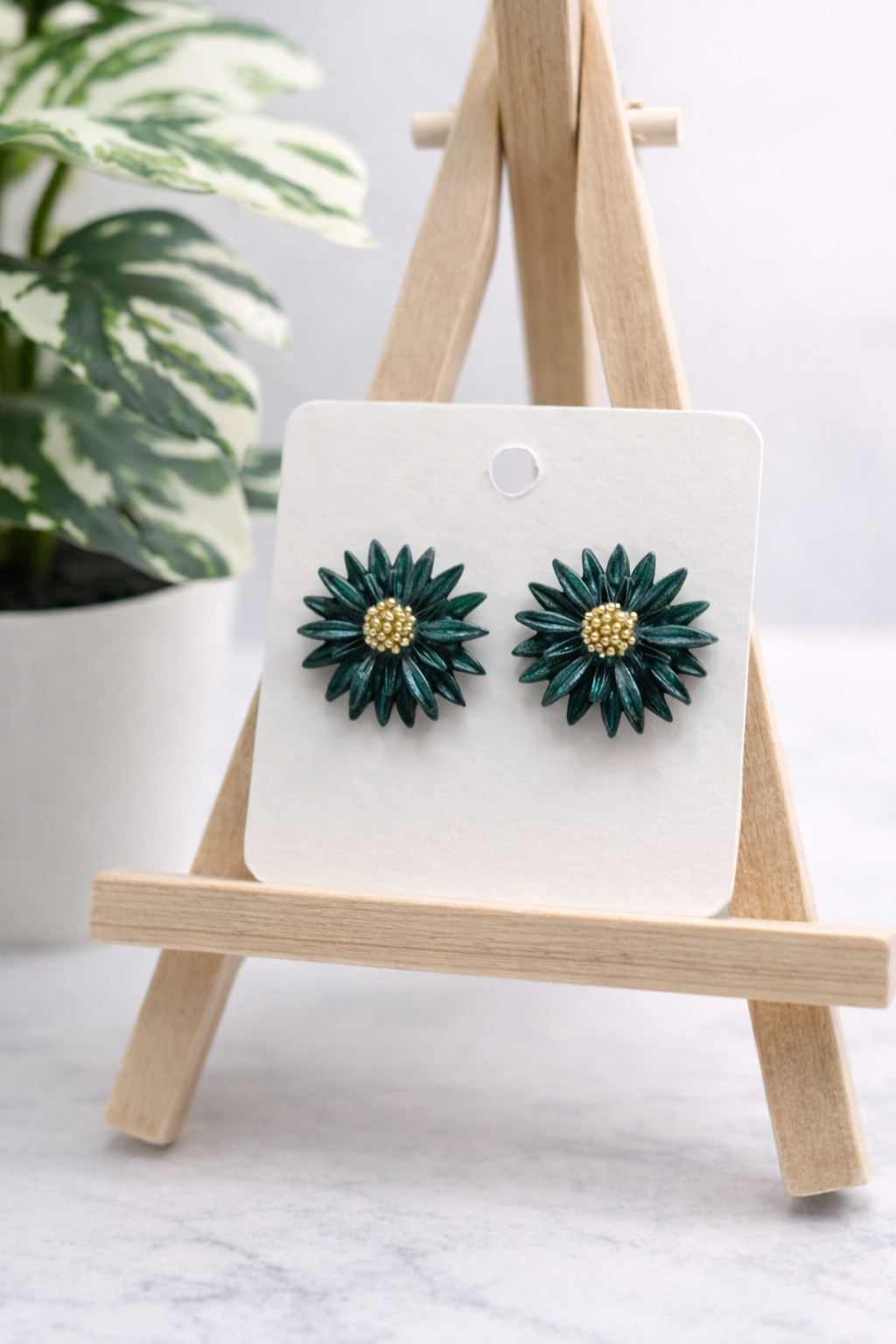 Blumen-Ohrstecker aus Polymer Clay in Pink, Blau und Grün Clayjex